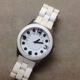  Shop Authentic Marc Jacobs Pelly White Dial White Silicone Strap Watch for Women - MBM2503 - Luxxuri
